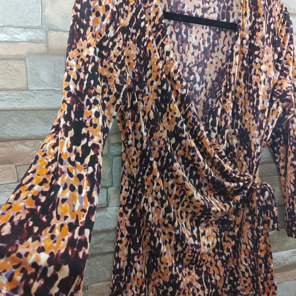 Anne Klein Faux Wrap Top Size M - Picture 6 of 8